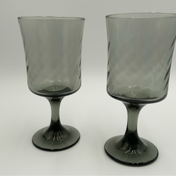 Vintage Libbey Smoke Optic Swirl Water Goblet Set Of 2 Discontinued 1985 - Picture 5 of 5